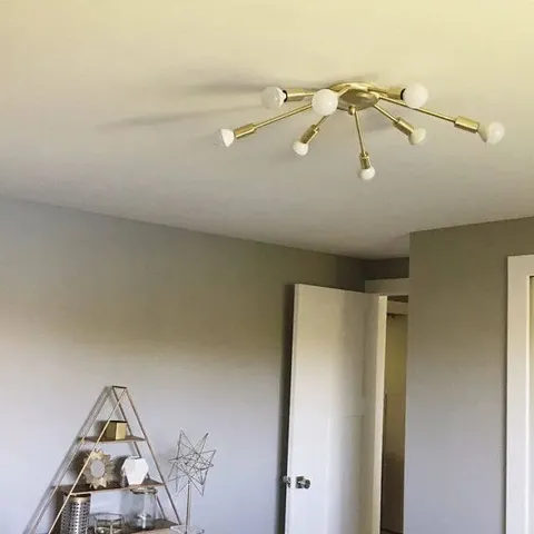 BOXED WILDMAN 8 LIGHT CRYSTAL STARBURST CEILING LIGHT SPUTNIK FLUSH (1 BOX)