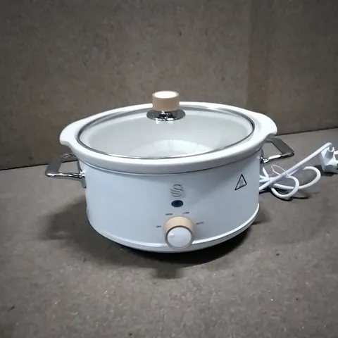 BOXED SWAN 3.5L SLOW COOKER 