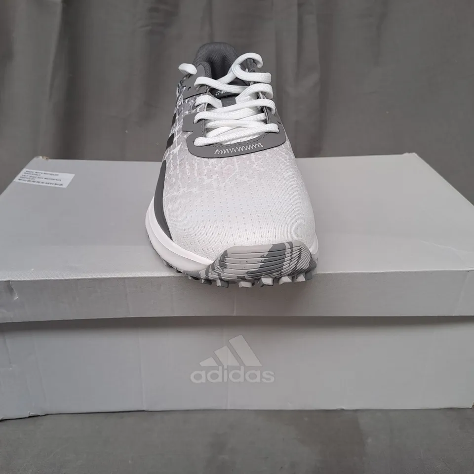 BOXED PAIR OF ADIDAS S2G SL SHOES IN GREY UK SIZE 7.5