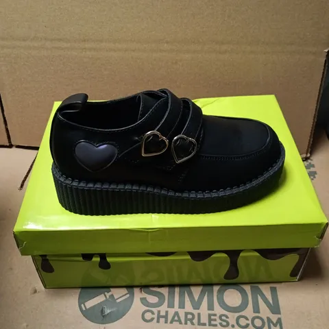 BOXED PAIR OF KOI KIDZ DREAM ADVENTURES KIDZ CHUNKY SHOES IN BLACK - SIZE 1