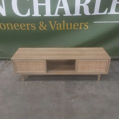 PAVIA WIDE MEDIA UNIT, RATTAN AND OAK EFFECT