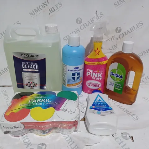 LOT OF APPROXIMATELY 10 ASSORTED HOUSEHOLD ITEMS TO INCLUDE THE PINK STUFF, DETTOL AND MCKLORDS