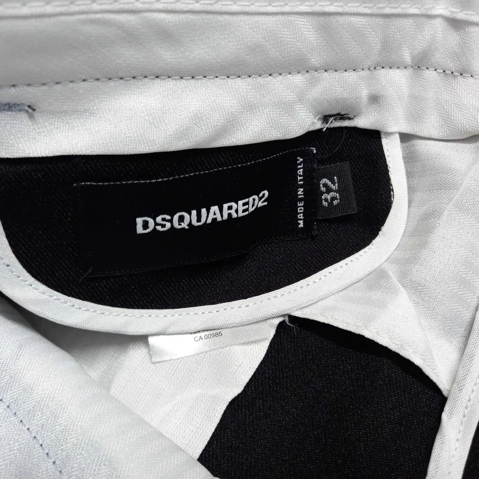 DSQUARED2 BLACK TROUSERS - 32