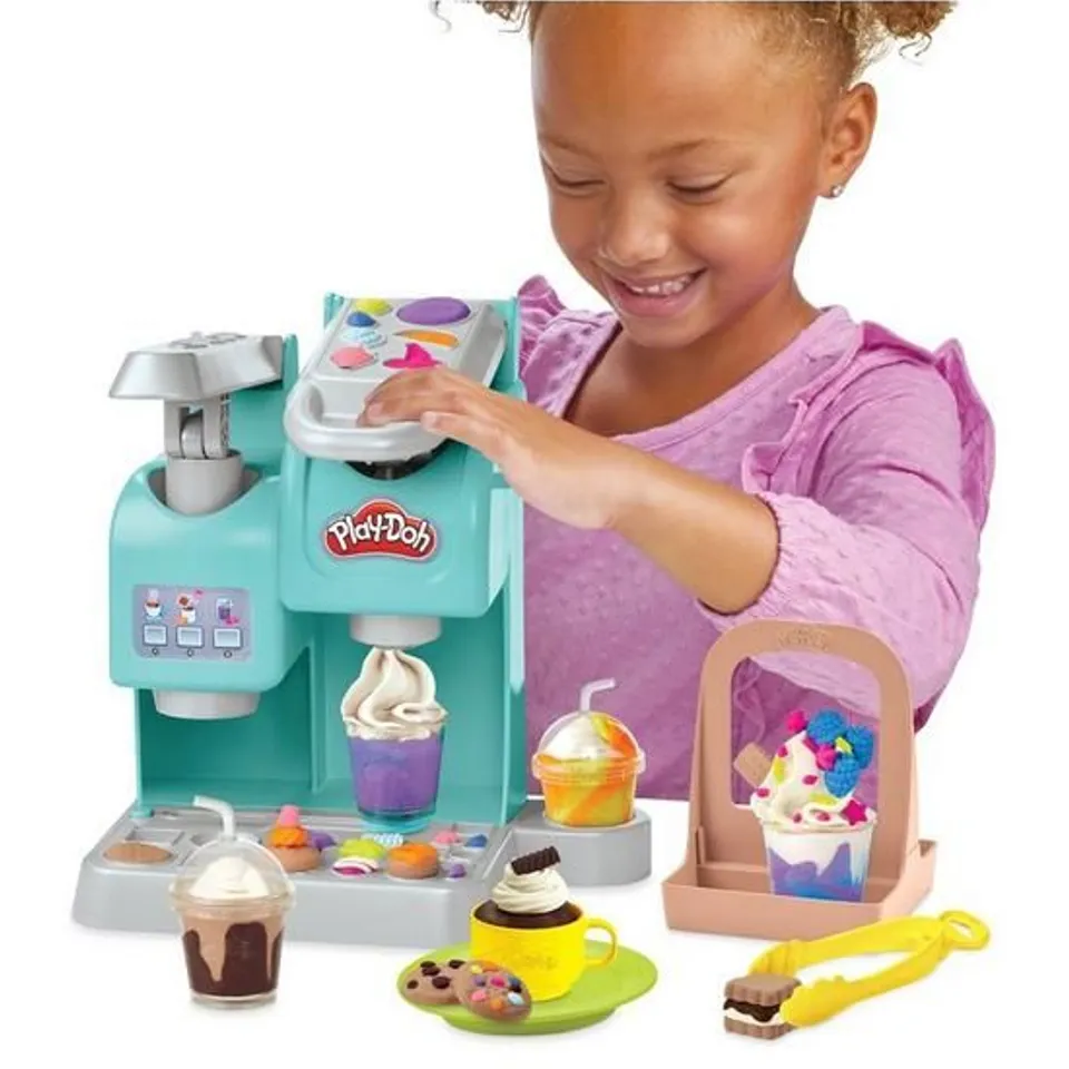 PLAY-DOH KITCHEN CREATIONS   3+ RRP £99.99