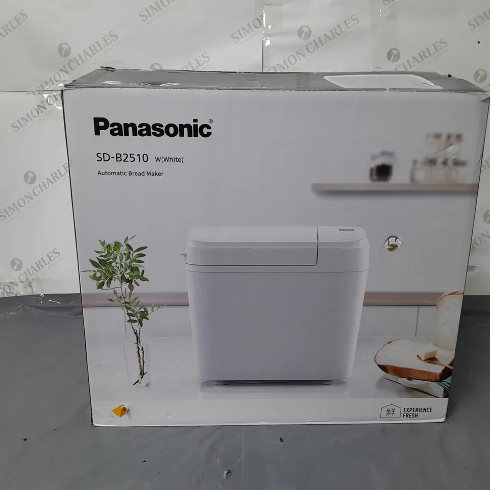 BOXED PANASONIC AUTOMATIC BREAD MAKER WHITE