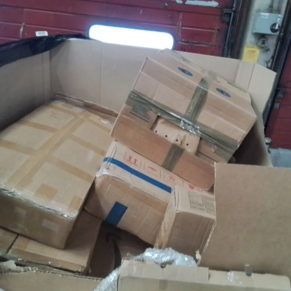 PALLET OF ASSORTED HOUSEHOLD GOODS AND PRODUCTS TO INCLUDE;CLIMBING MACHINE,TRAVEL MAP,LED CEILING LAMP