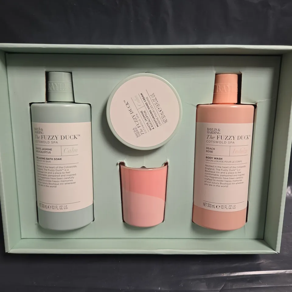 BOXED THE FUZZY DUCK COTSWOLD SPA 4-PIECE SET