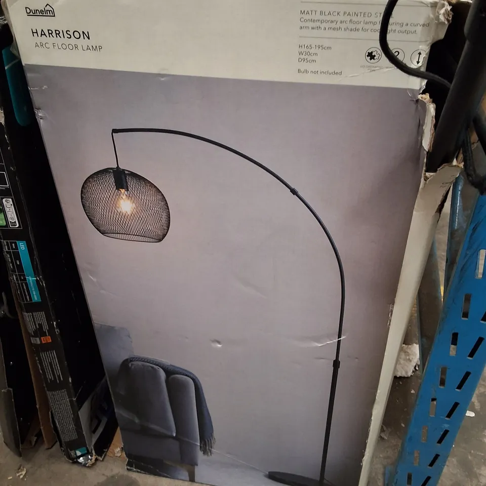 BOXEDMDUNELM HARRISON ARC FLOOR LAMP – MATT BLACK PAINTED STEEL