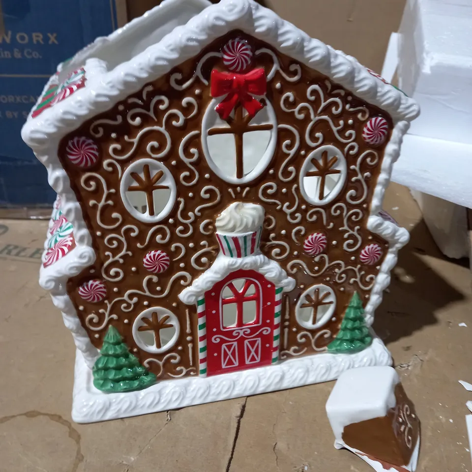 HOMEWORX BY HARRY SLATKIN & CO. CERAMIC GINGERBREAD HOUSE