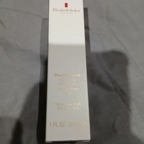APPROXIMATELY 36 ELIZABETH ARDEN FLAWLESS FINISH FOUNDATION WITH HYALURONIC ACID & VITAMIN C & E – 30 ML (1 FL OZ)