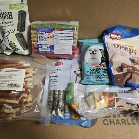 APPROX 15 ASSORTED PET FOODS/TREATS