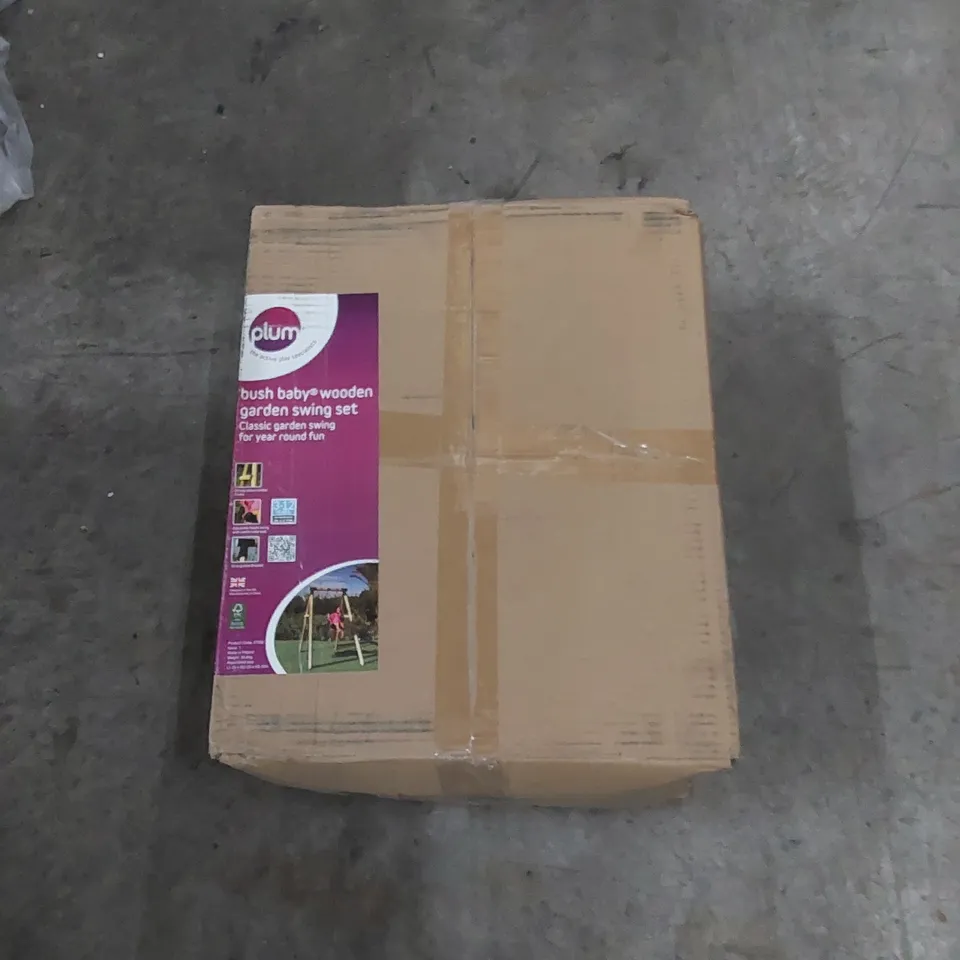 BOXED PLUM BUSH BABY WOODEN GARDEN SWING SET (1 BOX ONLY, ITEM MAY BE INCOMPLETE)