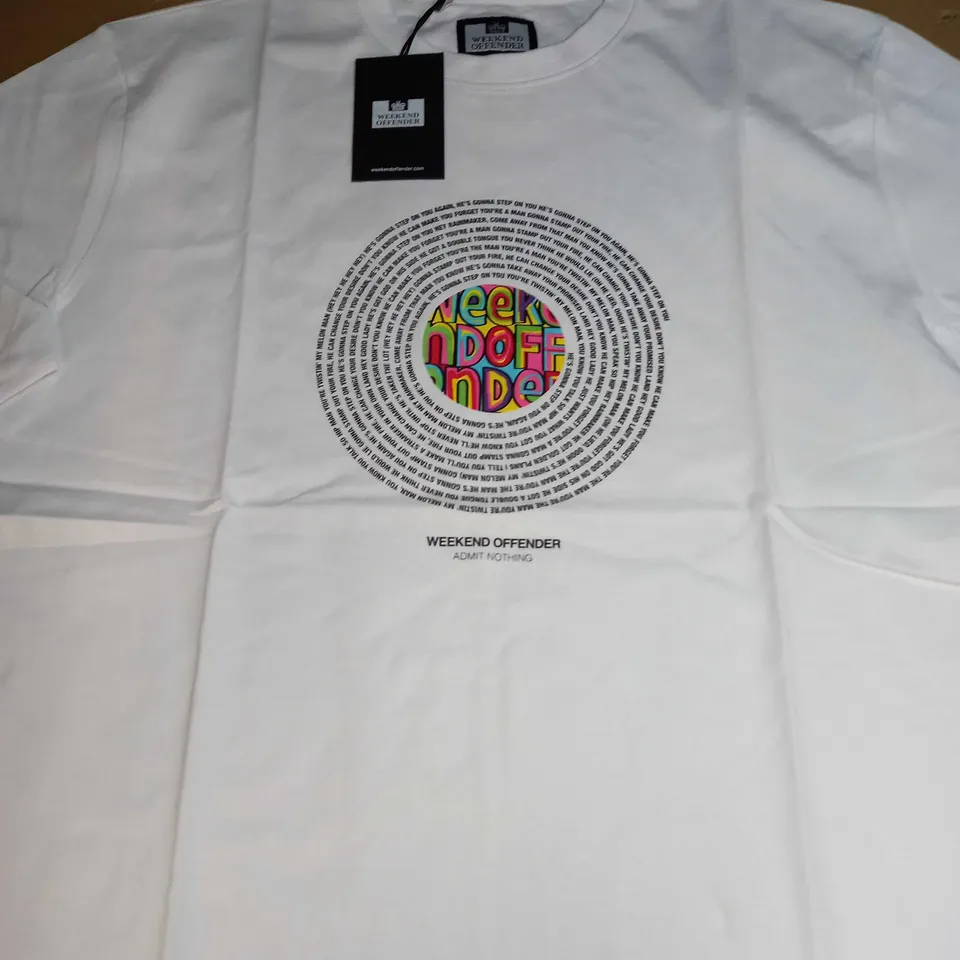 WEEKEND OFFENDER T-SHIRT SIZE L