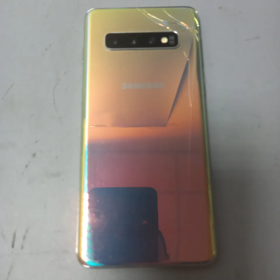 UNBOXED SAMSUNG GALAXY S10 MOBILE PHONE 