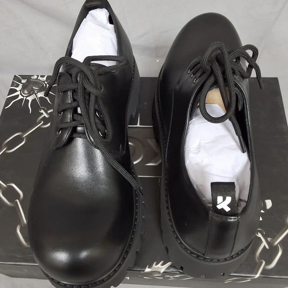 BOXED KOI DEACONS OF THE DEEP BLACK SHOES - UK 8