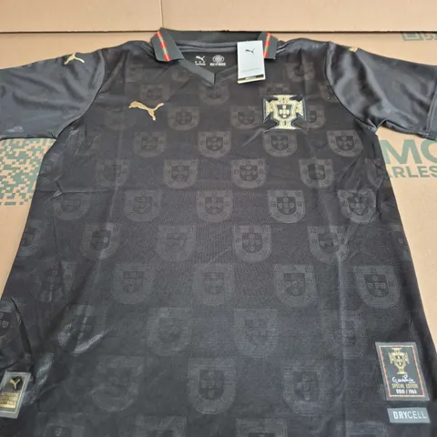 PORTUGAL NATIONAL FOOTBALL TEAM SHIRT – PUMA – SIZE M