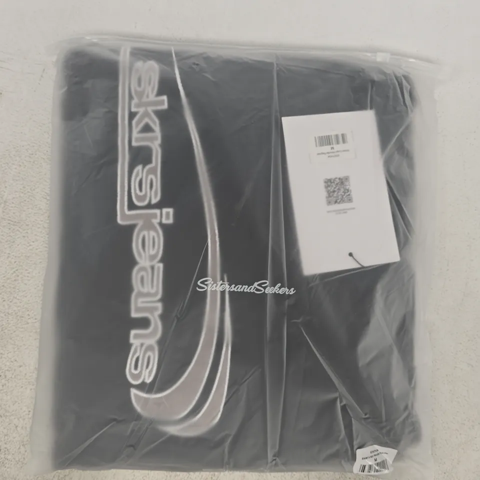 BAGGED SISTERS AND SEEKERS STATEN LOGO HOODIE REGULAR IN BLACK SIZE MEDIUM