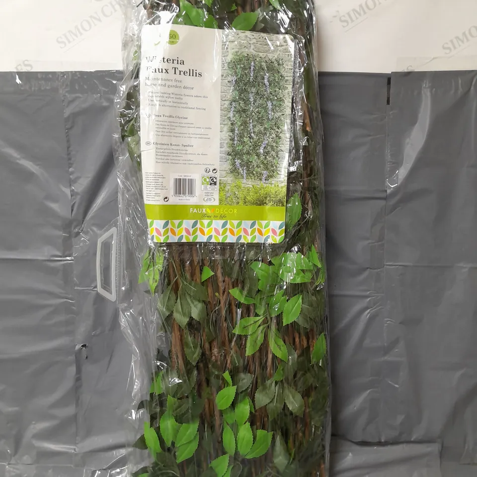 BAGGED WISTERIA FAUX TRELLIS RRP £39.99