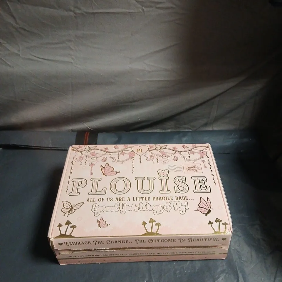 P LOUISE MAKEUP SET – PINK BOX WITH BUTTERFLY DESIGN, 'ALL OF US ARE A LITTLE FRAGILE BABE'