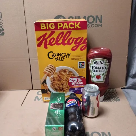 TOTE OF APPROXIMATELY 15 ASSORTED FOOD/DRINK ITEMS TO INCLUDE KELLOGGS CRUNCHY NUT, HEINZ TOMATO KETCHUP, AFTER EIGHT MINTS, PEPSI MAX, DIET COKE ETC