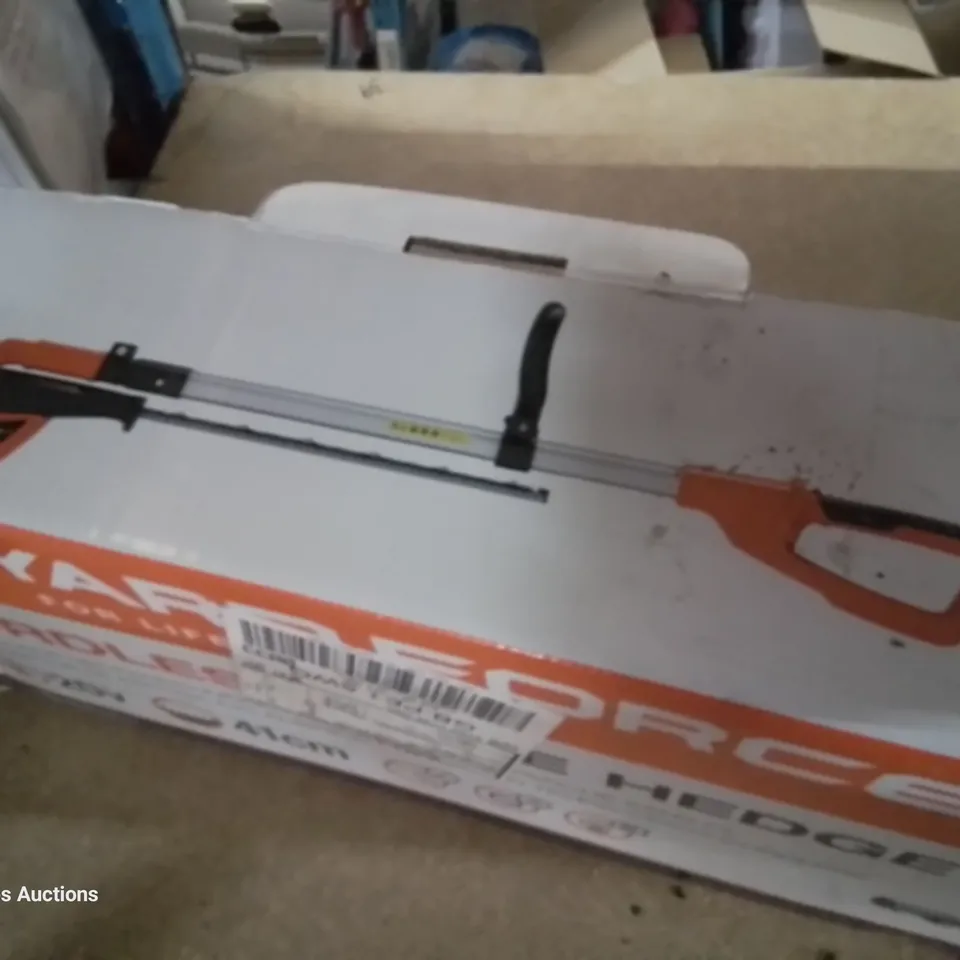 BOXED YARDFORCE CORDLESS POLE HEDGE TRIMMER