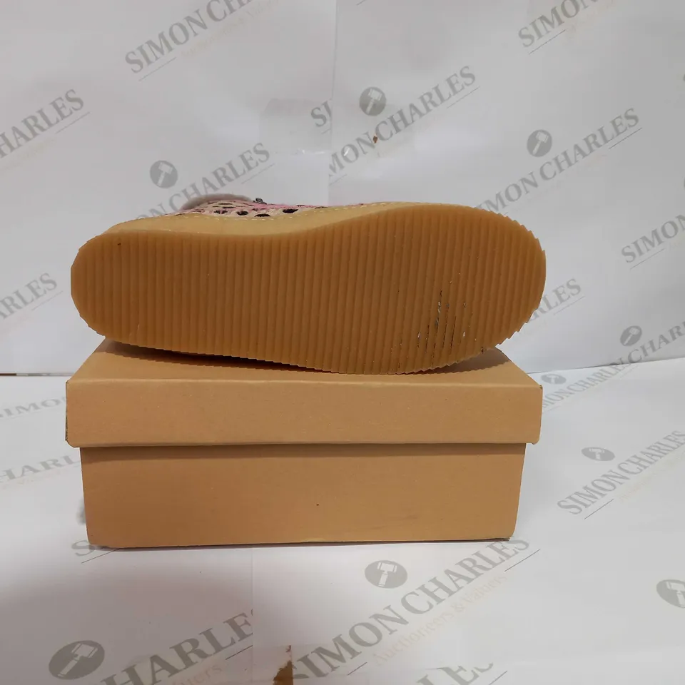 LAID BACK LONDON SETSU CROCHET CREPE BEIGE CHEETAH ROSE - EU 40