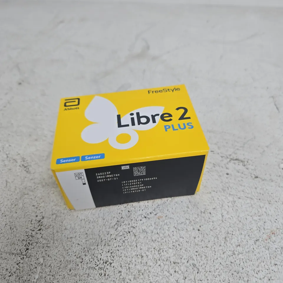 APPROXIMATELY 14 ASSORTED HOUSEHOLD ITEMS INCLUDING LIBRE 2 PLUS SENSOR AND BIRDY SAFETY CUTTER