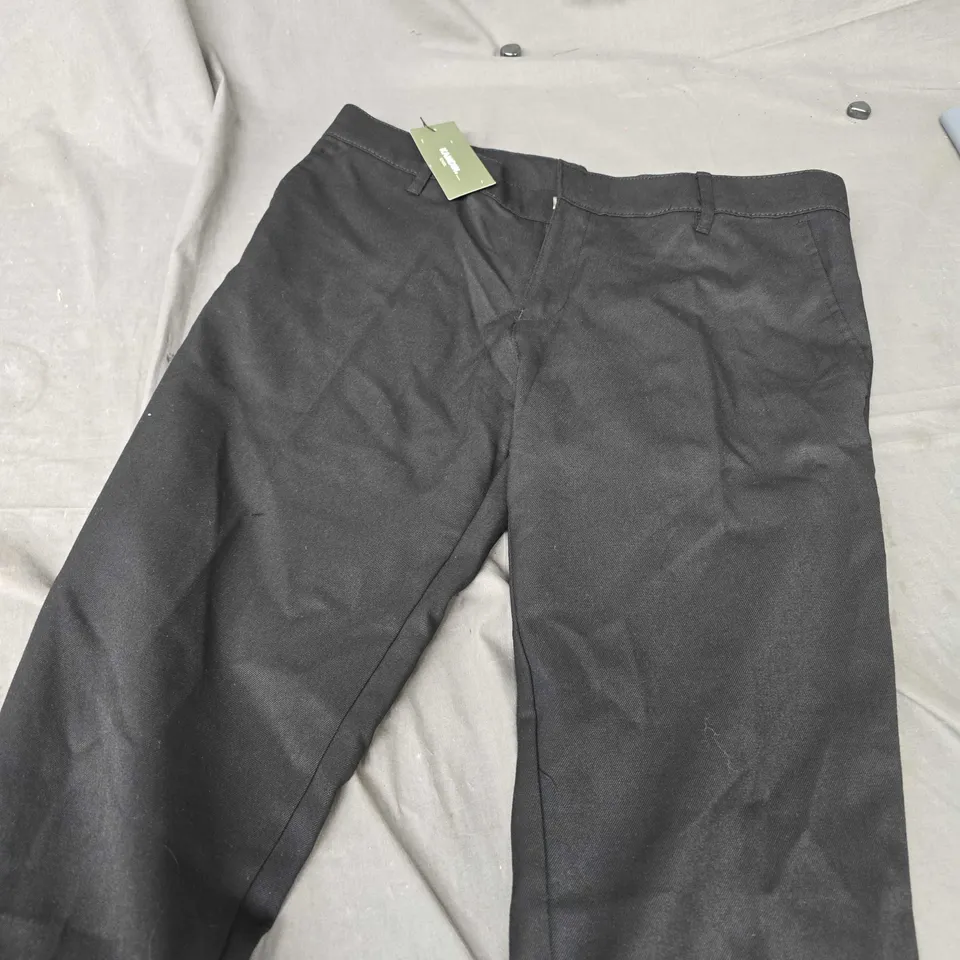 KAMDIN TROUSERS IN BLACK - 13-14YRS 