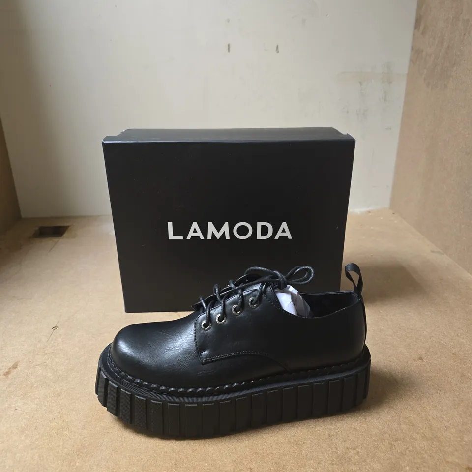 LAMODA BLACK LEATHER PLATFORM DERBY SHOES – MEN'S - EUR SIZE 40 