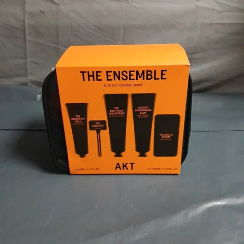 THE ENSEMBLE SC.01 EXT ORANGE GROVE AKT GIFT SET