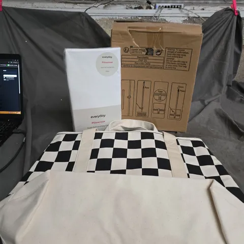 APPROXIMATELY 10 ITEMS OF EVERYDAY PILLOWCASES 4 PACK + CHECKED TOTE BAG – HOME TEXTILES & MIXED BOXES, VARIOUS HARDWARE ITEMS.