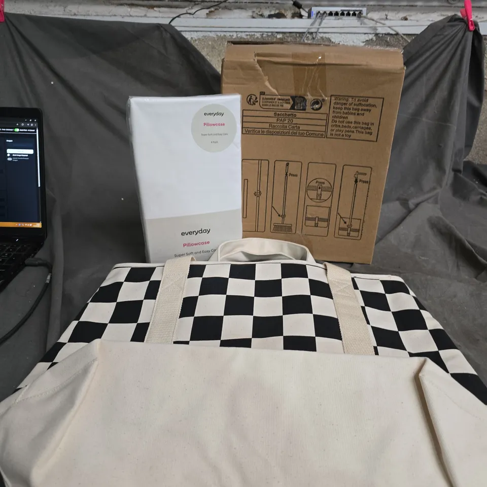 APPROXIMATELY 10 ITEMS OF EVERYDAY PILLOWCASES 4 PACK + CHECKED TOTE BAG – HOME TEXTILES & MIXED BOXES, VARIOUS HARDWARE ITEMS.