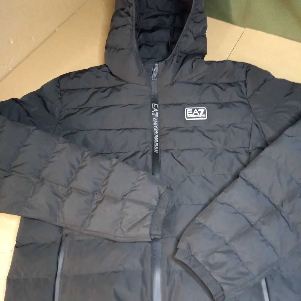 EMPORIO ARMANI BUBBLE JACKET SIZE UNSPECIFIED