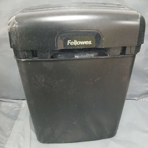 FELLOWES 8C CROSS CUT SHREDDER