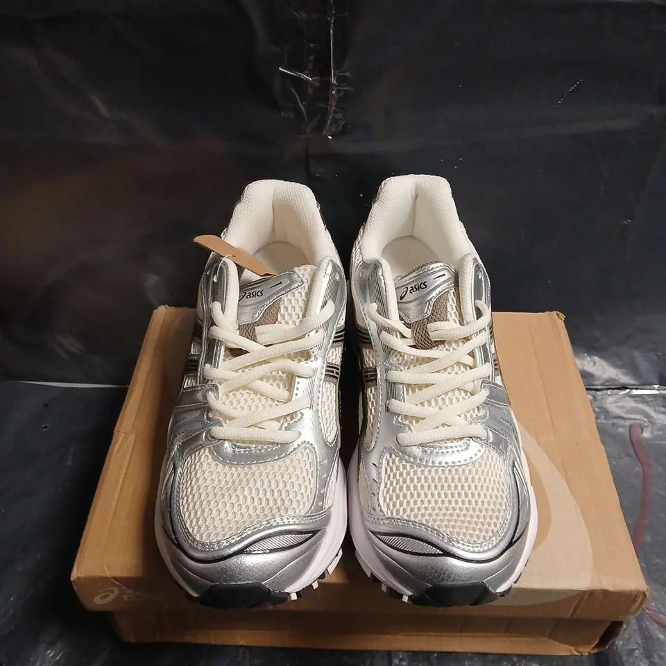 BOXED PAIR OF ASICS GEL-KAYANO 14 MEN'S RUNNING SHOES – UK 9 