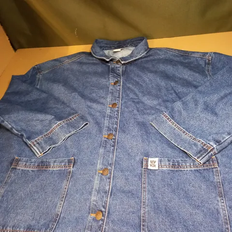 LUCY AND YAK BUTTONED DENIM SHIRT JACKET SIZE 3XL