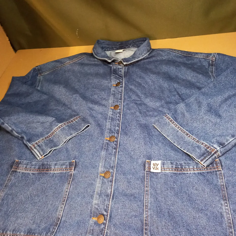 LUCY AND YAK BUTTONED DENIM SHIRT JACKET SIZE 3XL