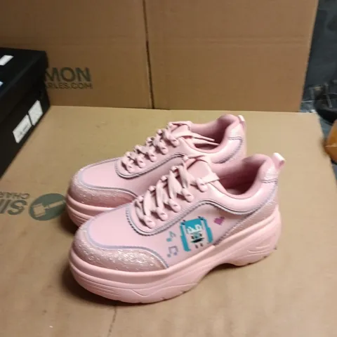 KOI X HATSUNE MIKU CHUNKY TRAINERS – PINK, UK7