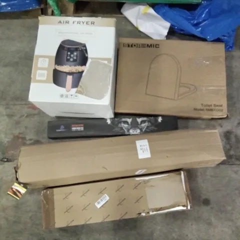 PALLET OF ASSORTED ITEMS INCLUDING STOREMIC TOILET SEAT, AIR FRYER, VECTOR RETRO GAMING MOUSE PAD, ACCSTORE WASHING MACHINE RACK, CAMPING TENT