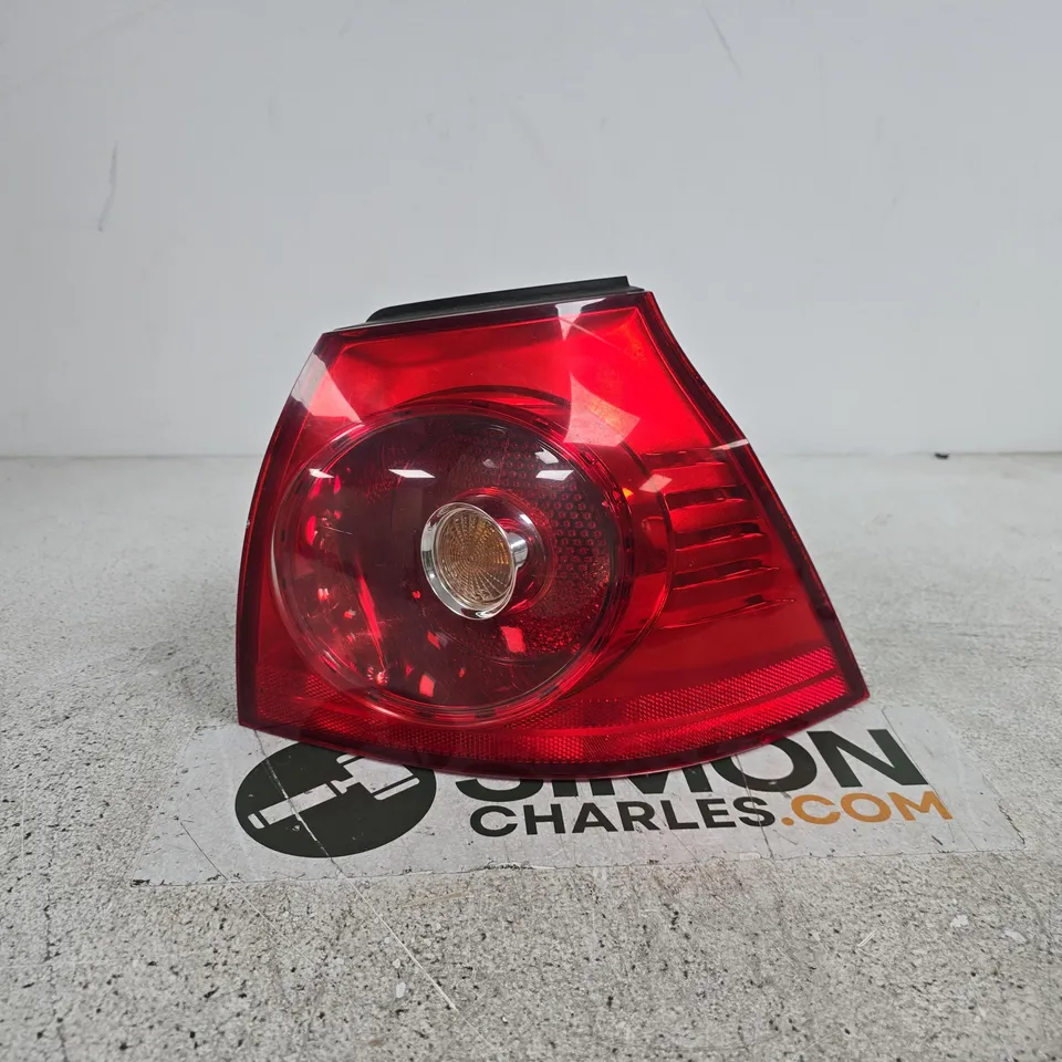 VOLKSWAGEN 2004-2008 REAR/TAIL LIGHT VALEO 