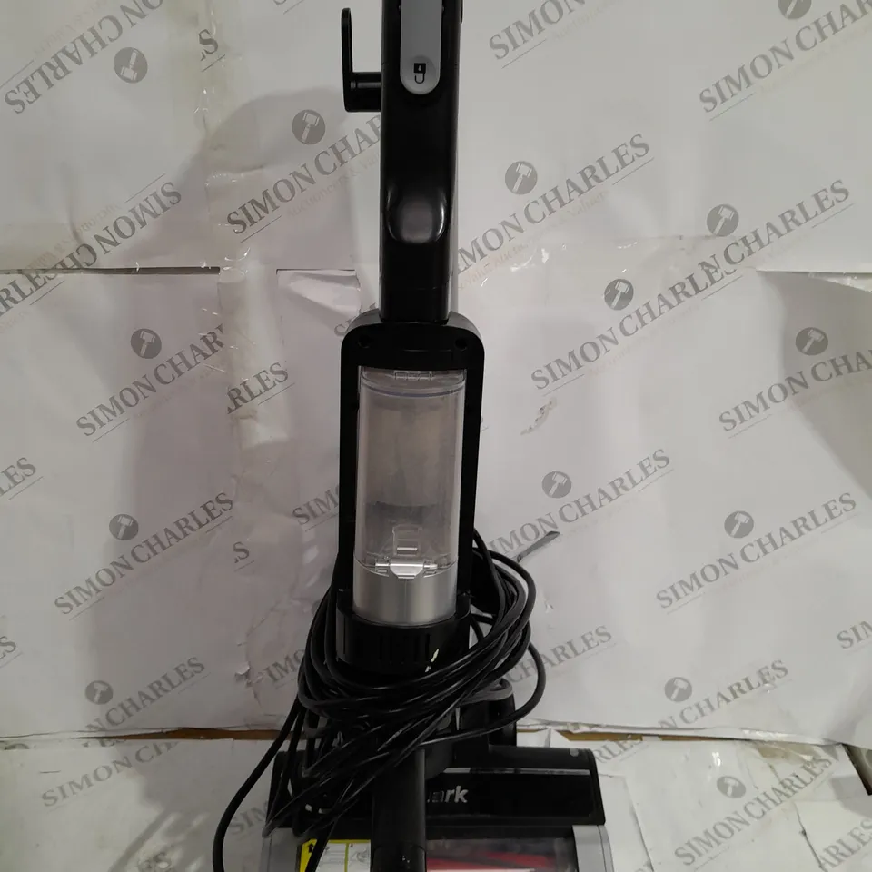 SHARK STRATOS ANTI HAIR WRAP PET PRO VACUUM CLEANER HZ3000UKT