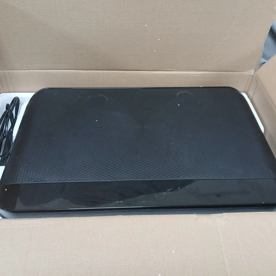 BLISS AND BEYOND VIBRATION PLATE EXERCISE MACHINE BOXED