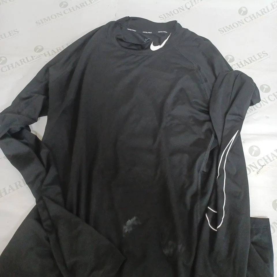 NIKE PRO LONG SLEEVE T-SHIRT IN BLACK - XXL