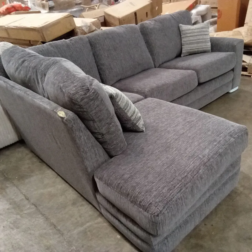MINC FABRIC CORNER CHAISE SOFA RRP £1999