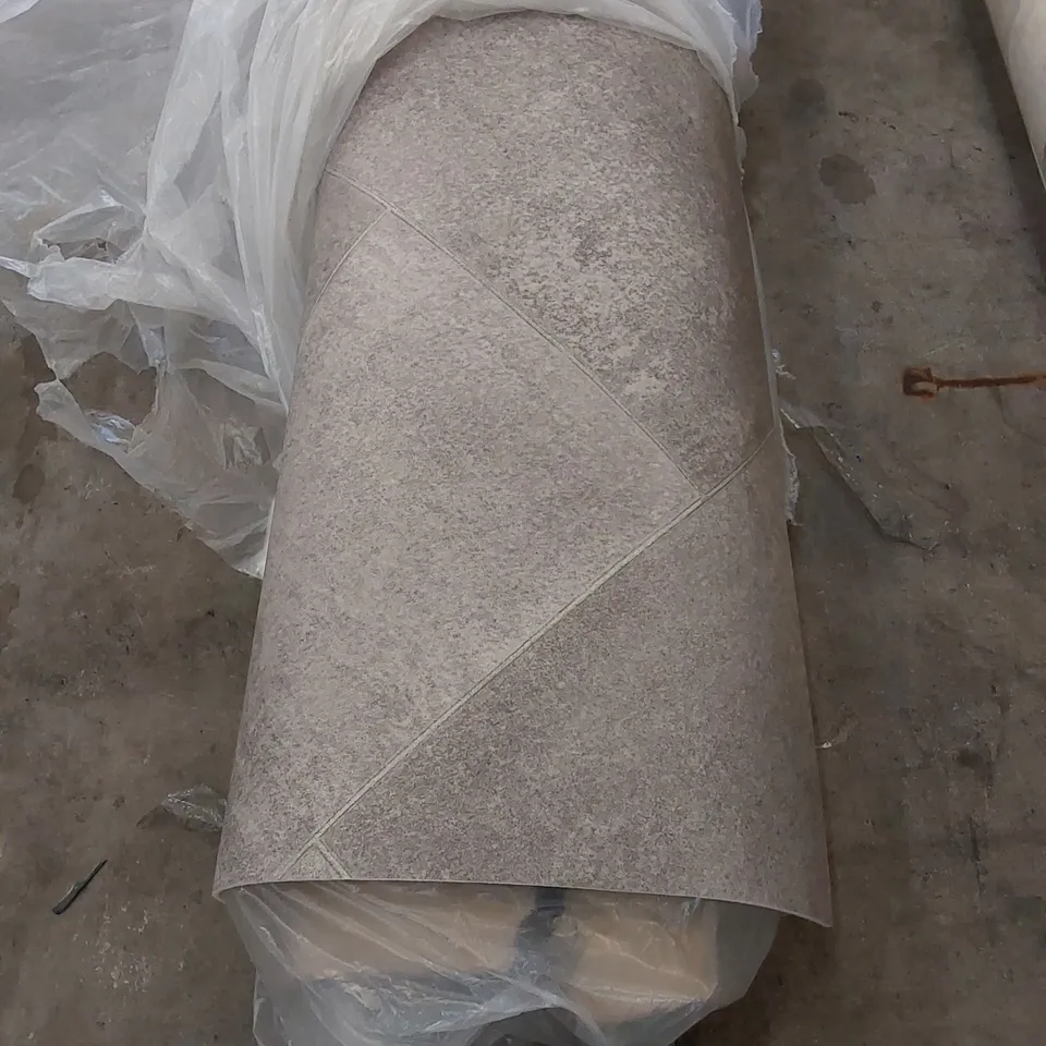ROLL OF QUALITY FLOORGRIP BILBAO VIYNL // SIZE: APPROXIMATELY 3 X 4m