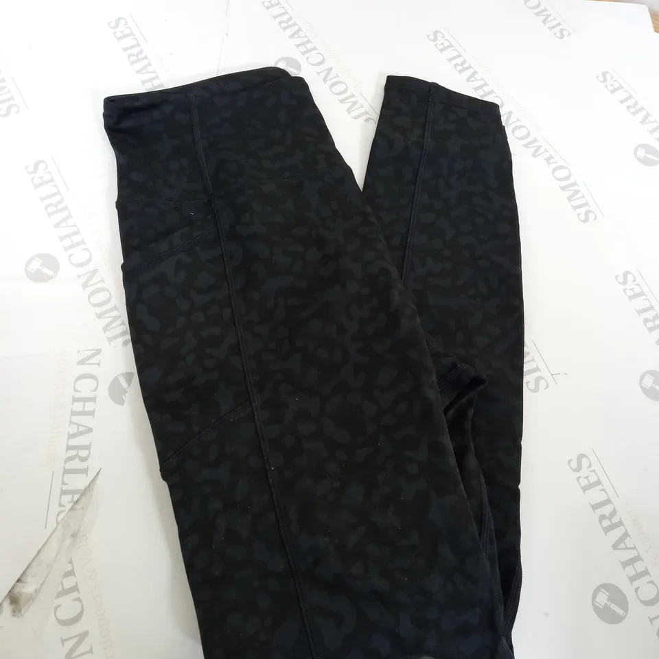 OVRUNS SPORTS LEGGINGS SIZE L