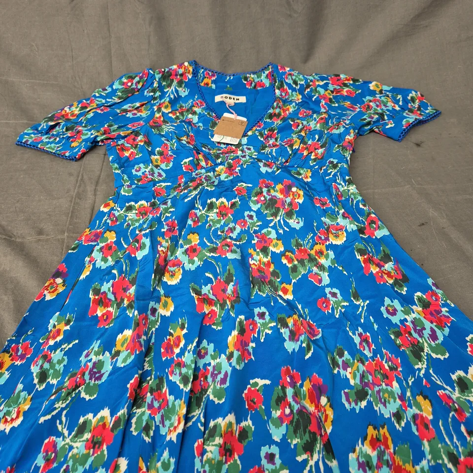 BODEN OCCASSIONAL FLORAL DRESS SIZE 10