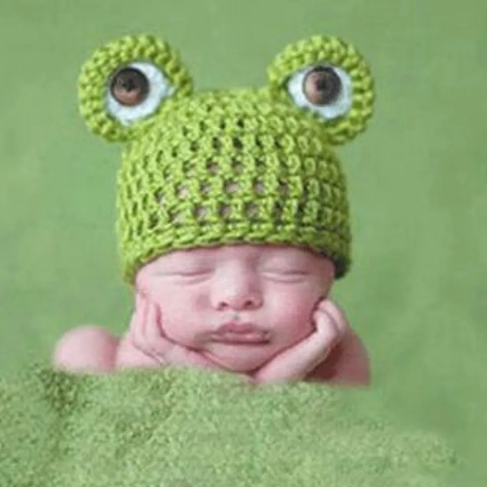 APPROXIMATELY 5 BRAND NEW CROCHET FROG HAT DRESS UP OUTFIT