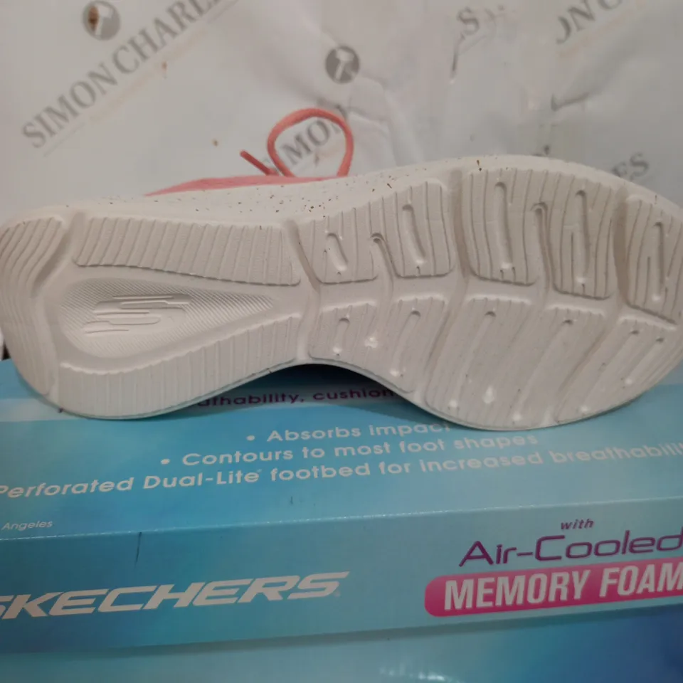 BOXED PAIR OF SKETCHERS TEXTILE MESH TRAINERS IN ROSE SIZE 6