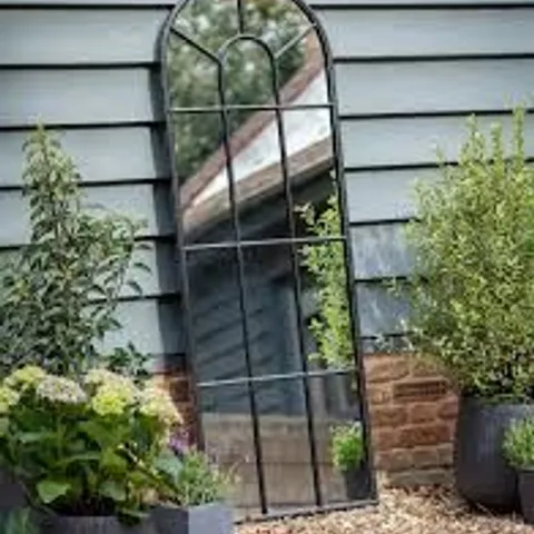 BOXED FULBROOK ARCHED MIRROR IRON